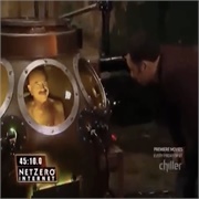 Fear Factor: "Celebrity Fear Factor" (S6,E22)