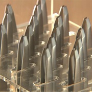 S26.E3: Mouth Blown Window Glass, Water Pumps, Sake, Tweezers