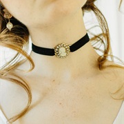 Cameo Choker for Wedding