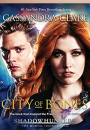 City of Bones: Audio (Cassandra Clare - Read by Mae Whitman)