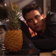 S1.E10: The Pineapple Incident
