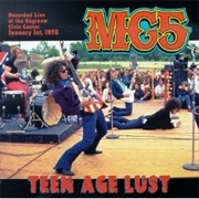 Black to Comm - Mc5