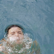 Eliza McLamb - Going Through It