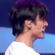 Rank #78 Nice (Global Group) Hot Sauce by NCT Dream (Eliminated)