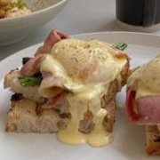 Eggs Benedict