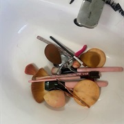 Frequently Washing Make-Up Brushes