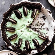 Mint Cookies and Cream Pie