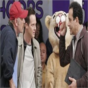 Monk: "Mr. Monk and the Big Game" (S5,E3)