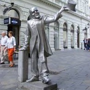 Schone Naci Statue, Slovakia