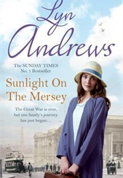 Sunlight on the Mersey (Lyn Andrews)