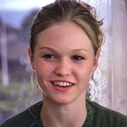Julia Stiles