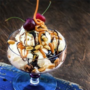 Mocha Chocolate Chunk Ice Cream Sundae