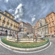 Piazza Trieste E Trento, Naples