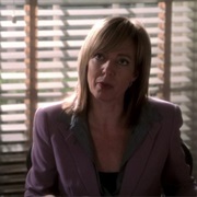 S5.E12: Slow News Day