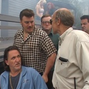 S5.E6: Don't Cross the Shitline