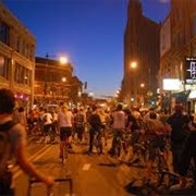 Milwaukee Avenue, Chicago