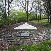 Cublington Spinney and Airport Monument