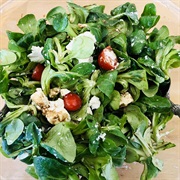 Leafy Green Salad With Olive Oil and Balsamic Vinaigrette