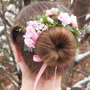 Floral Bunwrap on Bride