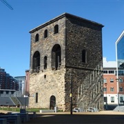 Central Station Wagon Hoist