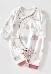 Các Loại Quần Áo Sơ Sinh 0-3 Tháng Cần Thiết (Mombbymart)