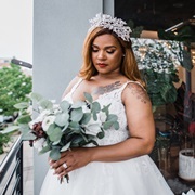 Leaf Headpiece on Bride