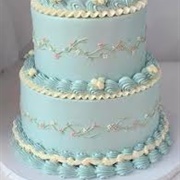 Scallop Shell Piping on Cake