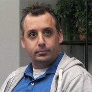 S5.E24: Stage Fright