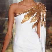 Gilded Feathers Decoration