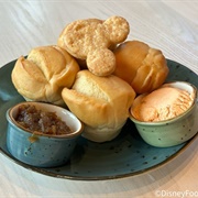Buttery House-Baked Pull-Apart Rolls