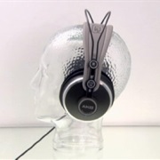 S14.E9: Headphones/Diving Regulators/Reflector Light Bulbs