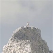 Cliff Jumping Ritual/Sledgehammer Scene-Midsommar