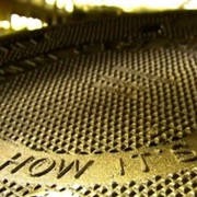 S8.E13: Manhole Covers/Range Hoods/Artificial Logs/Snowmobiles