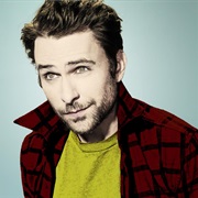 S37.E5: Charlie Day/Maroon 5