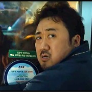 Rain to Busan (2016) – Opening the Train Door