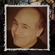 S18.E10: Danny Devito/Bon Jovi