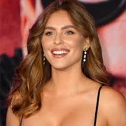 Jordan Claire Robbins