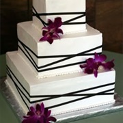 Stripes Decoration on Cake