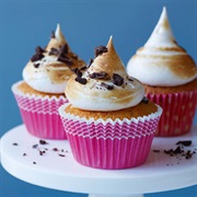 Toasted Marshmallow Cupcake