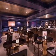 Ale & Compass Lounge