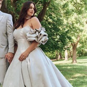 Detached, Ruffles Puff Sleeves