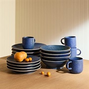 Set of Everyday Dishes