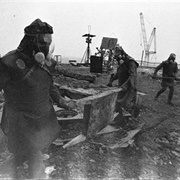 Liquidators on the Roof of Reactor No. 3 (Igor Kostin)
