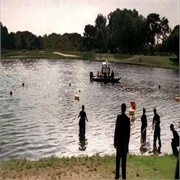 Bones: "Mother and Child in the Bay" (S2,E2)