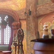 Spinning Wheel From Sleeping Beauty in Tangled