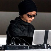 Ryoji Ikeda