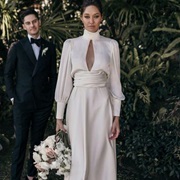 Large Keyhole on Front of Dress