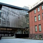 Brooklyn Navy Yard: BLDG 92