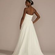 Slightly Rounded Back