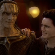 S6.E4: Behind the Lines